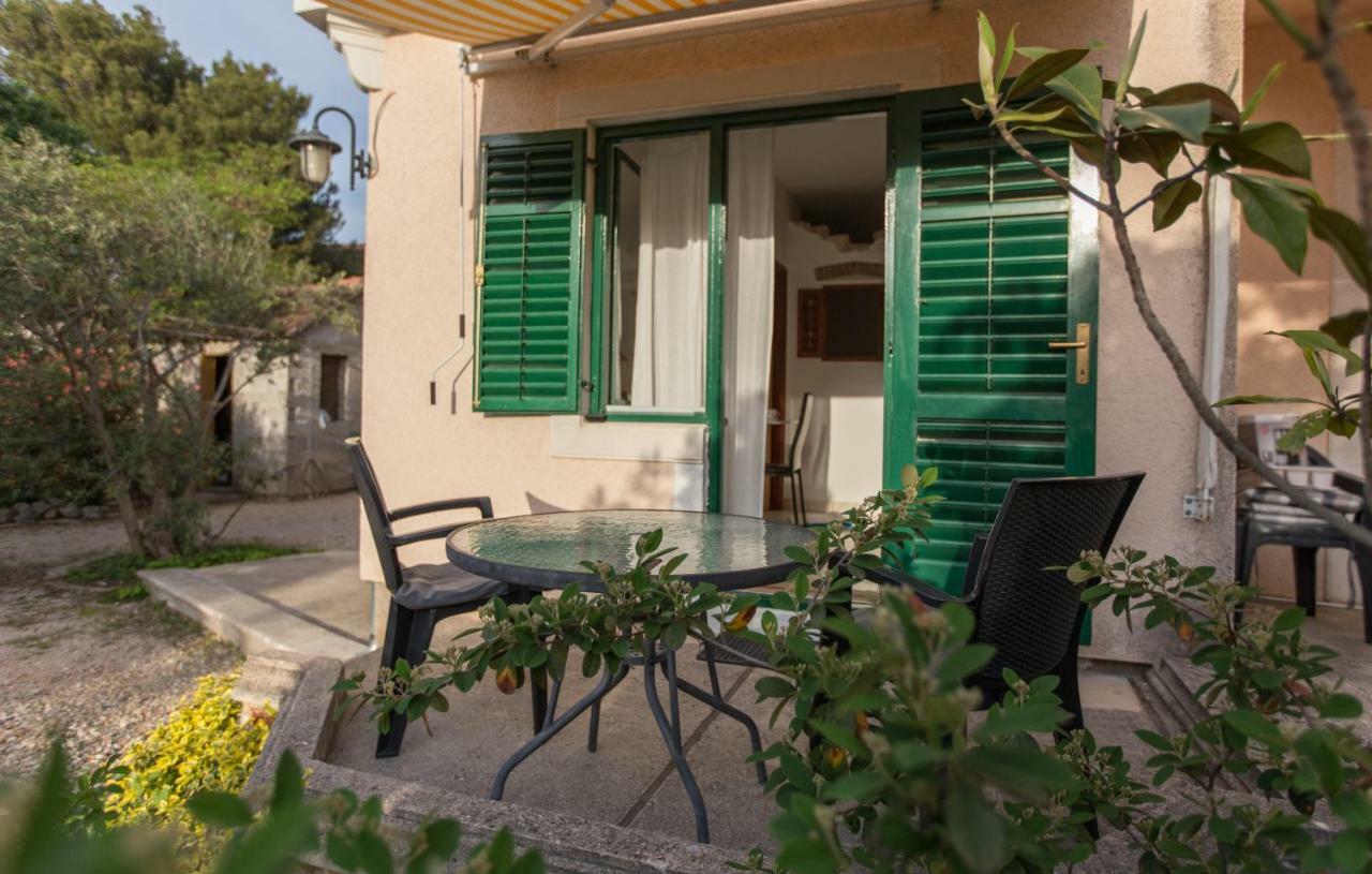 Studio Apartment By The Sea Šibenik Eksteriør bilde