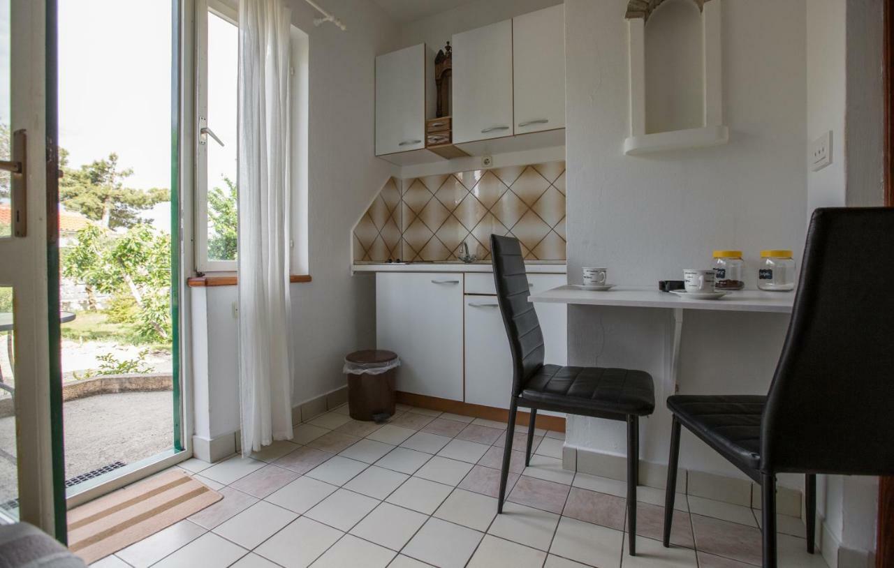 Studio Apartment By The Sea Šibenik Eksteriør bilde