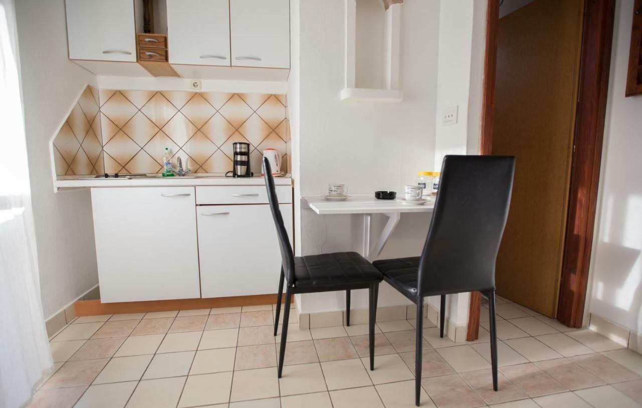 Studio Apartment By The Sea Šibenik Eksteriør bilde